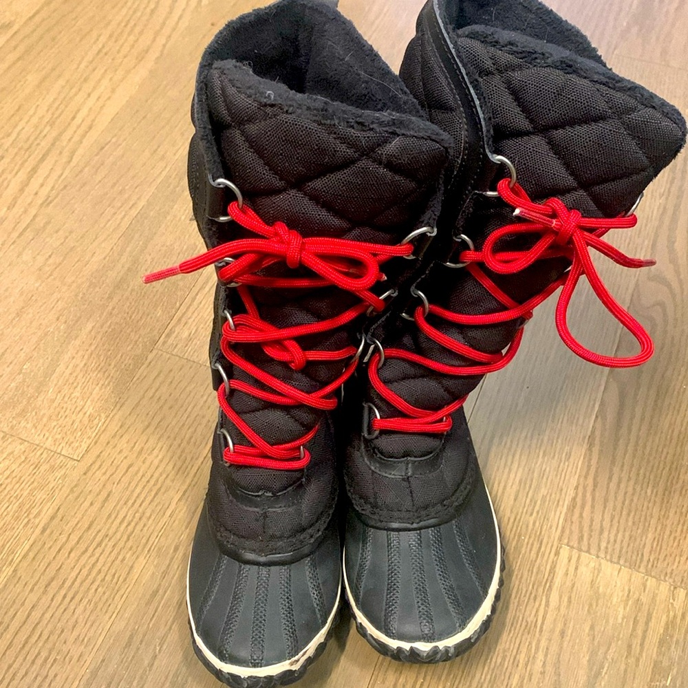 NWOT! Sorel Quilted Waterproof Insulated Boot